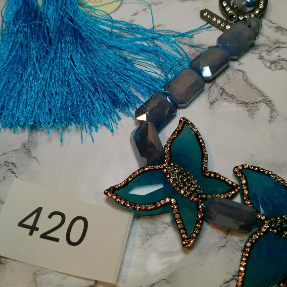 Two Toned Blue statement necklace (420) - Picture 16 of 16